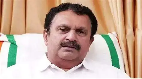 ആരോഗ്യമന്ത്രി കെ. മുരളീധരൻ തിരുവനന്തപുരത്ത് വാർത്താസമ്മേളനം നടത്തുന്നു