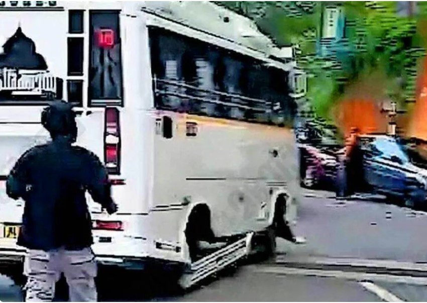 കാട്ടാക്കട അമ്പൂരി കുമ്പിച്ചൽ പാലത്തിന്റെ ദൃശ്യം.
